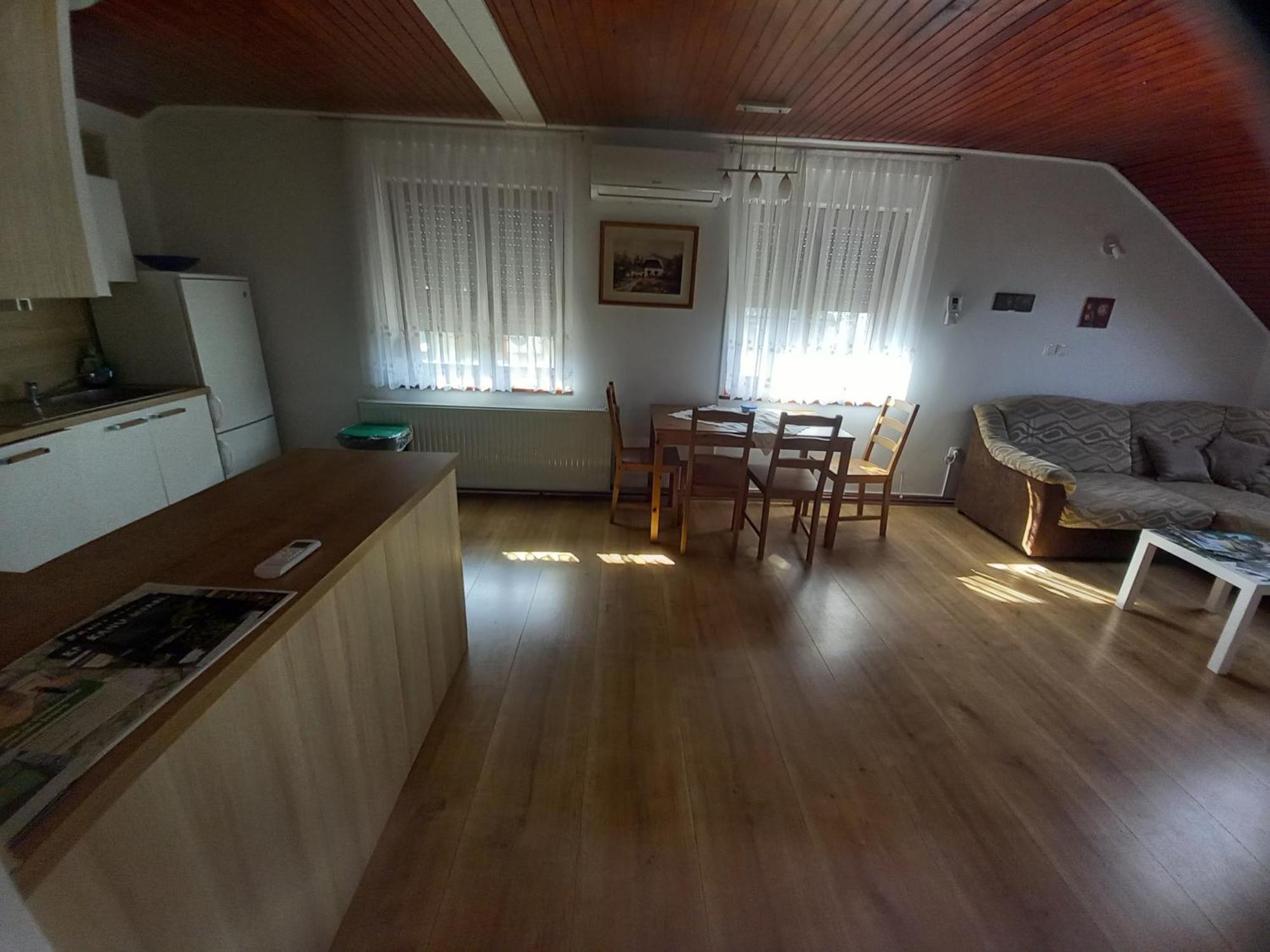 Rooms Apartma Церкница Экстерьер фото